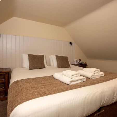 Hotel The Whisky Vaults Oban Esterno foto