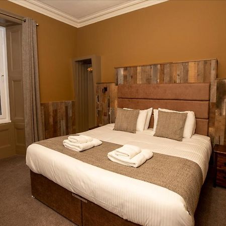 Hotel The Whisky Vaults Oban Esterno foto